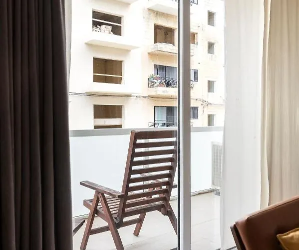 Daire Chic, Modern & Spacious 2br Close To The Sea - Marsaskala